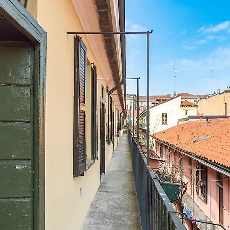 Navigli - Centro Vintage Apt - Movida&free Wifi Lägenhet